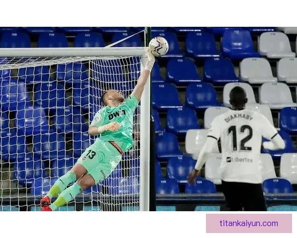 萨内在欧洲杯前景备受关注，状态持续回暖有望成球队关键一员。