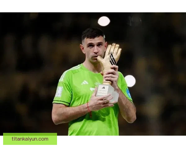 马丁内斯扑救数据统计显示其状态回暖，成为球队防线的重要支柱